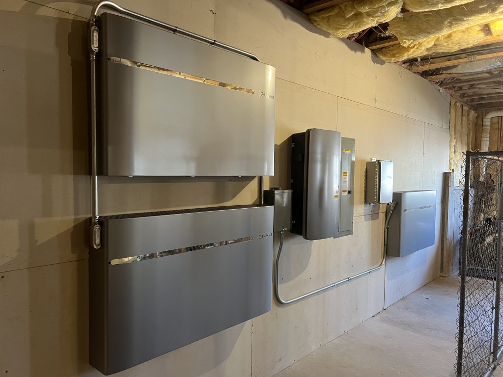 enphase_battery_backup_customsolarsolutions